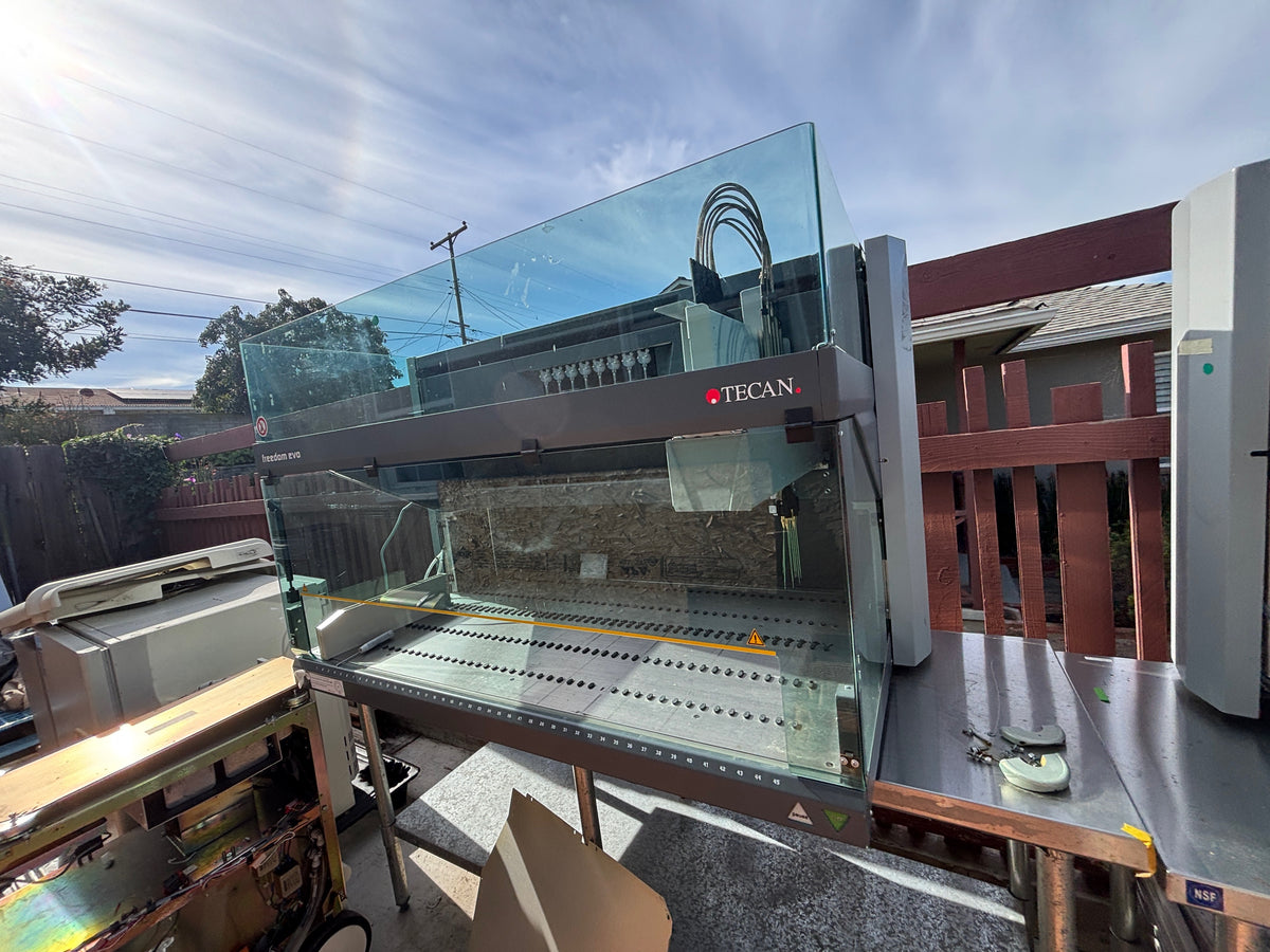 Tecan Freedom EVO Liquid Handling Workstation