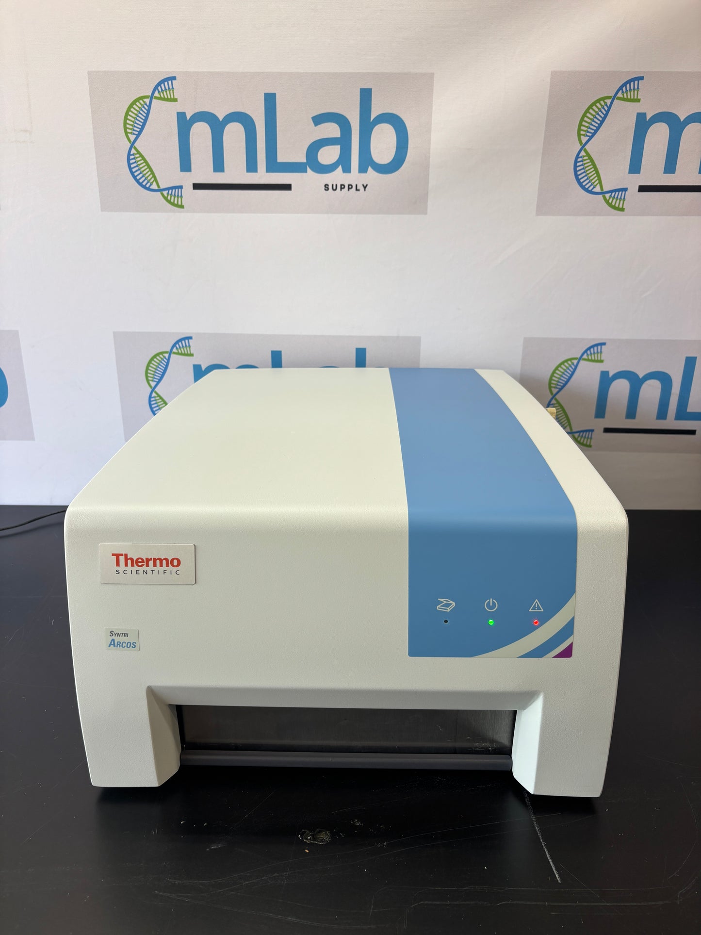 Système de gestion des blocs de tissus Thermo Scientific Syntri Arcos – Archivage et suivi automatisés