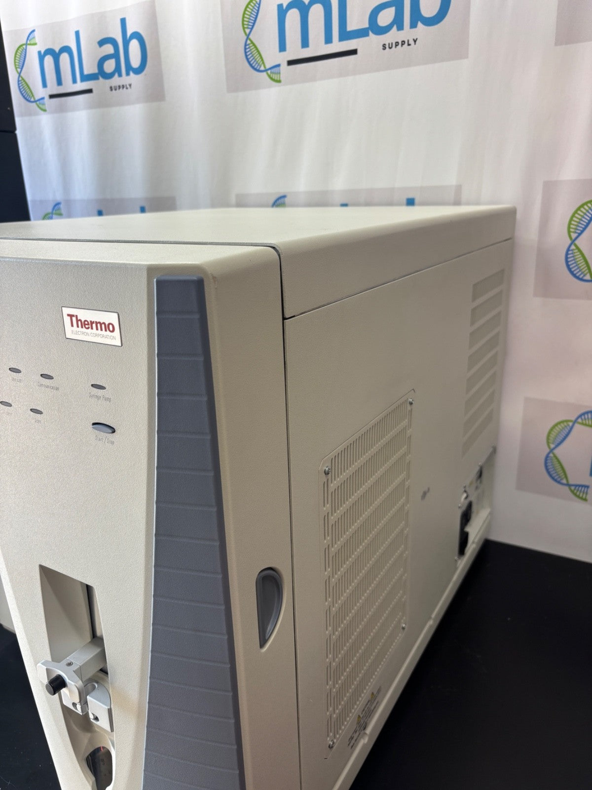 Thermo Finnigan TSQ Quantum Discovery Max Triple Quadrupole LC Mass Spectrometer