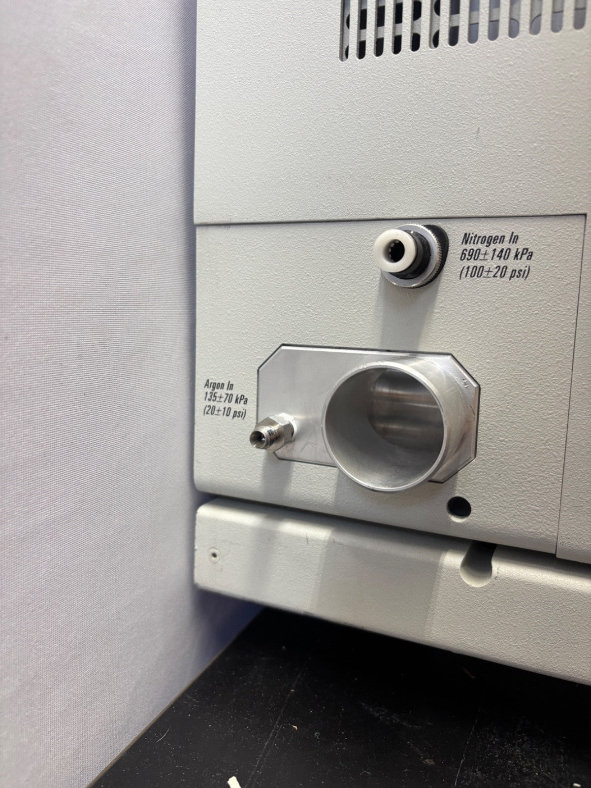 Thermo Finnigan TSQ Quantum Discovery Max Triple Quadrupole LC Mass Spectrometer